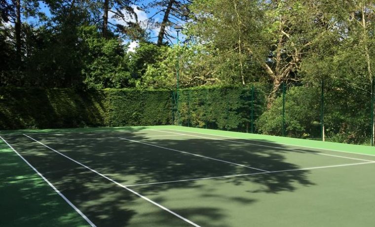 colour coated tennis court, two tone tennis courts, line marking tennis court